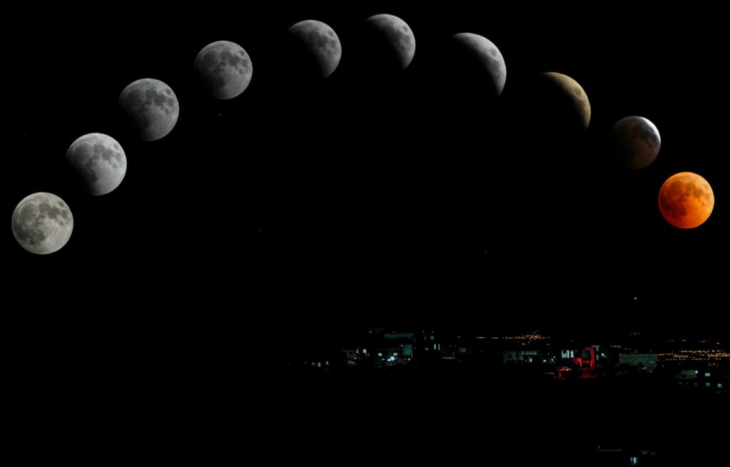 Time-lapse photography of the moon. Could Living by the Moon Phases benefit you?