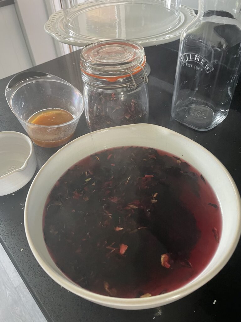 Make This Easy Hibiscus Kombucha Recipe At Home.